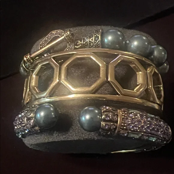 Heidi Daus "Everyday Elegance" 3-piece Crystal Bangle Bracelet Set M/L blues NIB - Picture 4 of 8